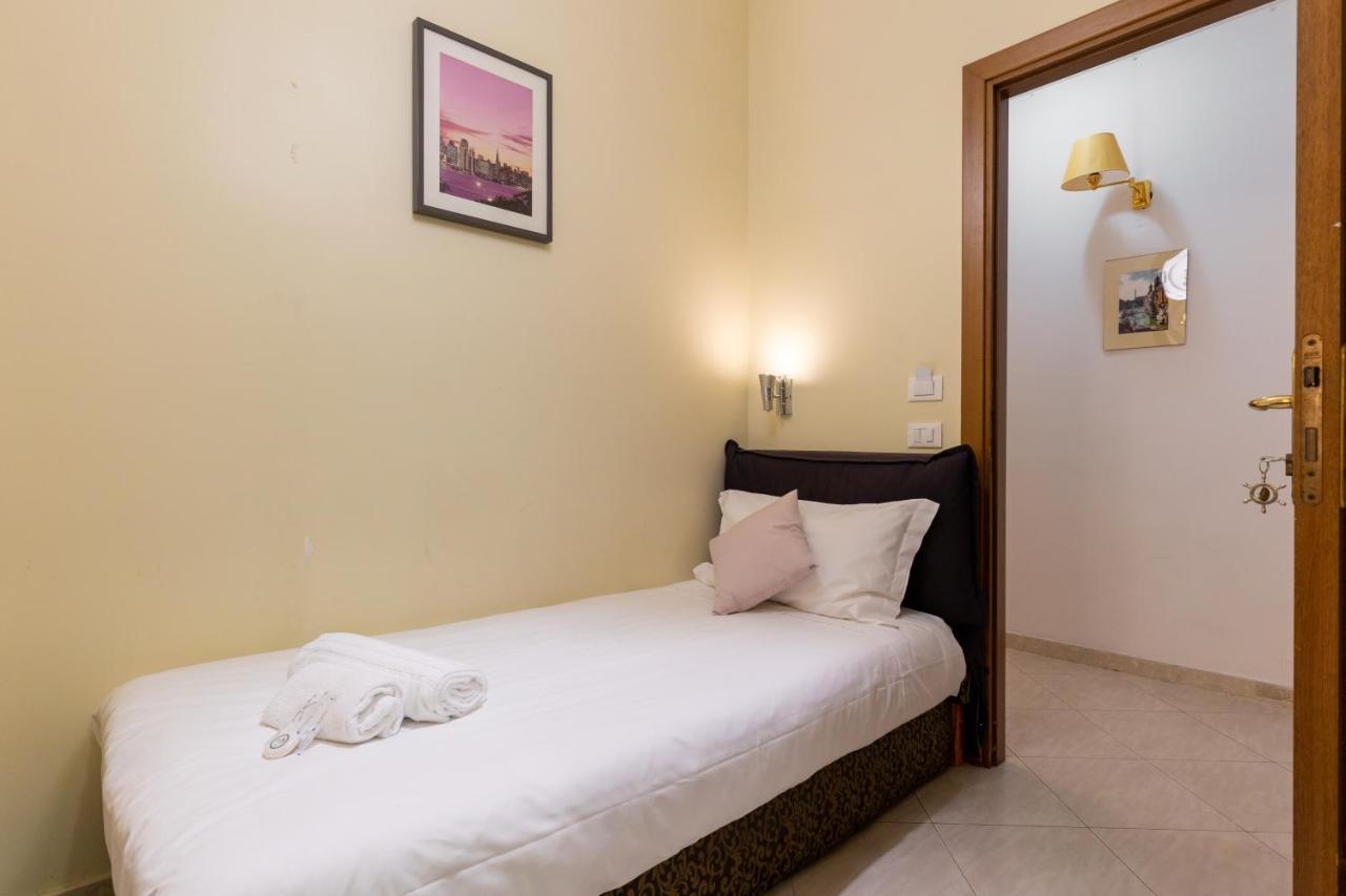 Alveare Bed & Breakfast Рим Екстериор снимка