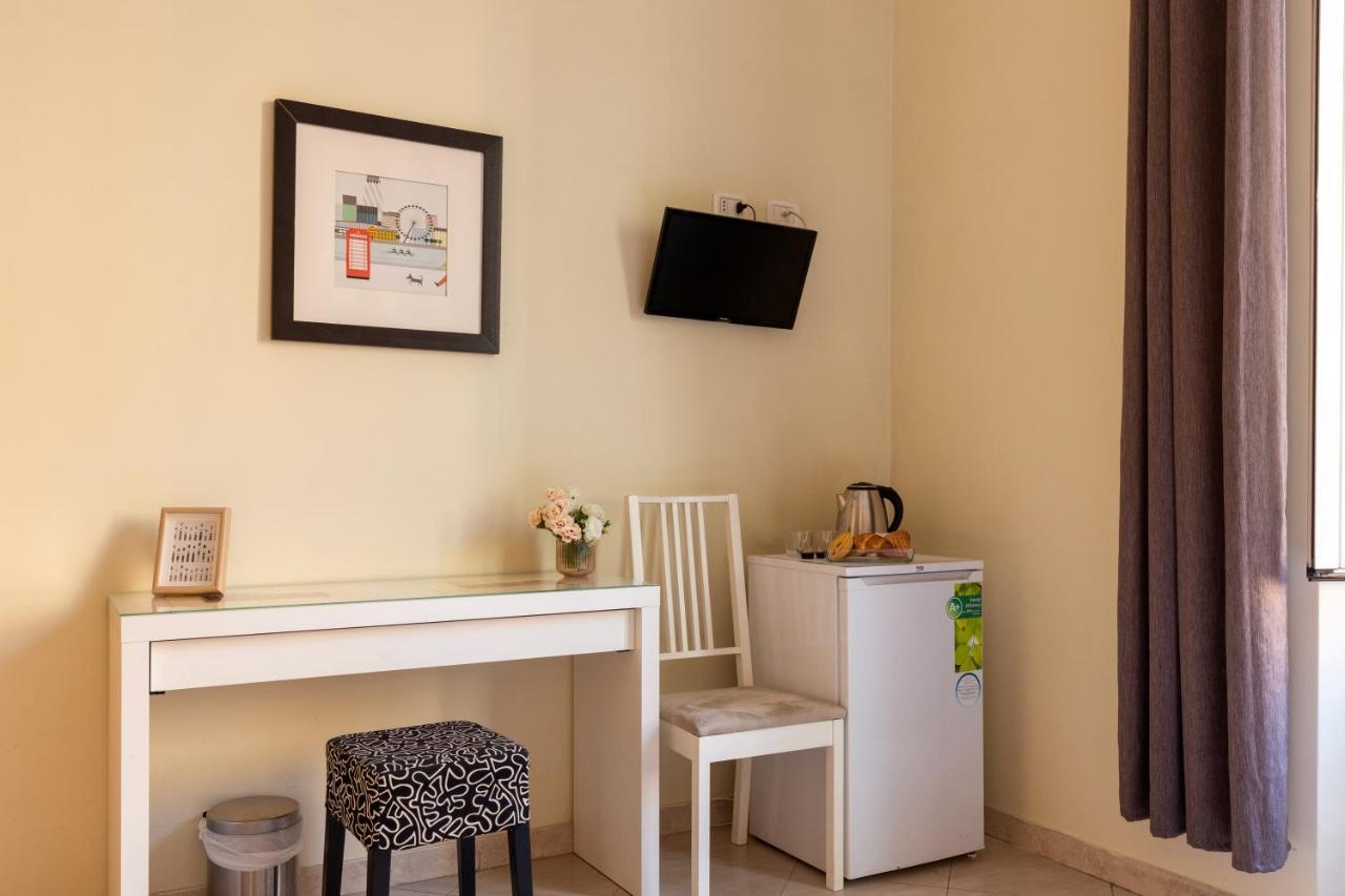 Alveare Bed & Breakfast Рим Екстериор снимка